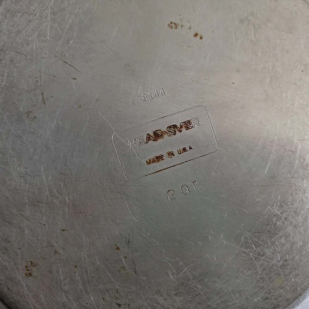 Vintage Wear-Ever 2 Quart Pan/Pot With Lid